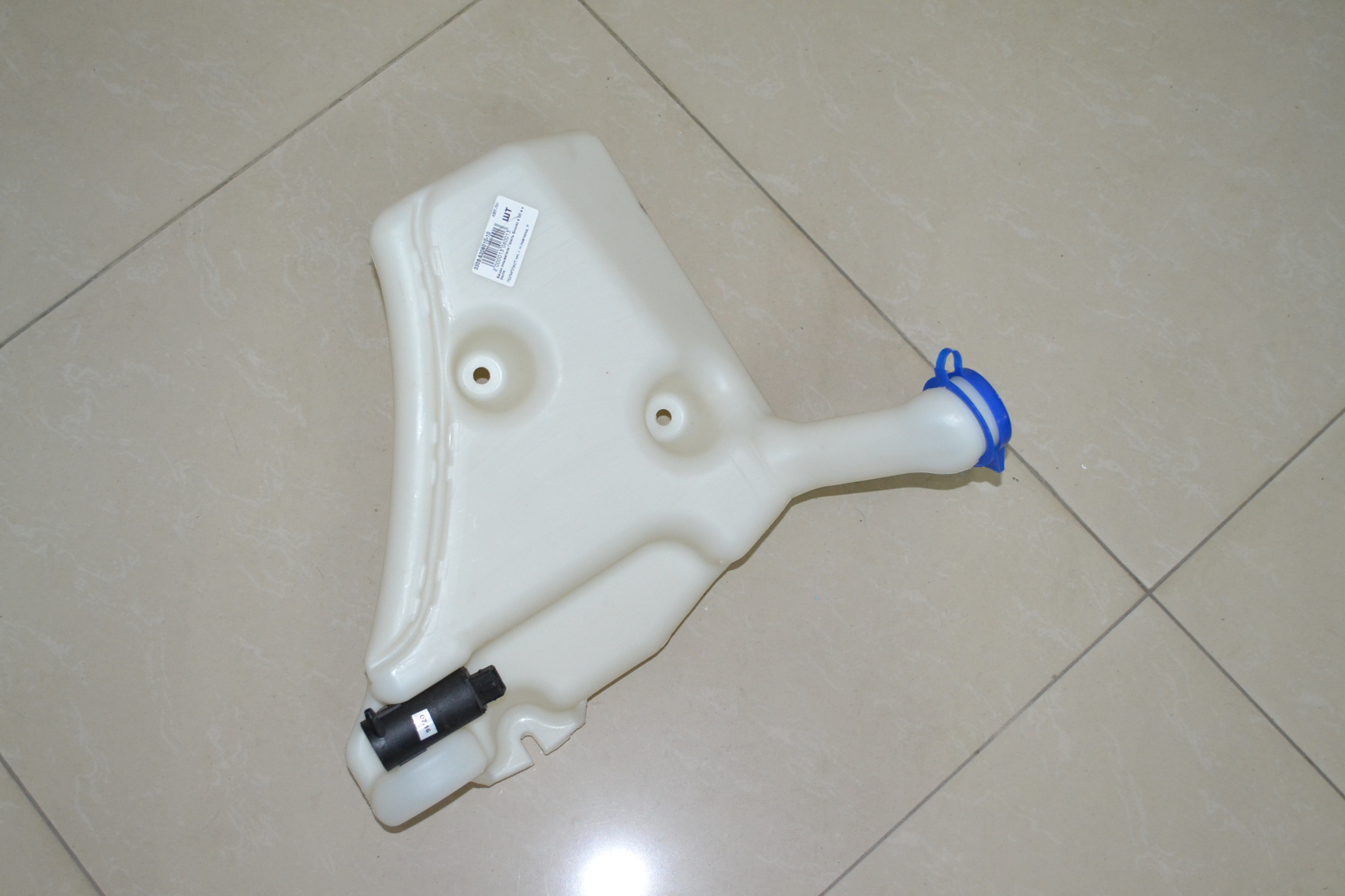 купить Бачок омывателя ГАЗ-3302 "Газель-Бизнес" в сборе (в крыло) / Полипласт-НН